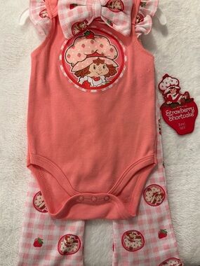 Strawberry Shortcake Coral Baby 3-piece Set